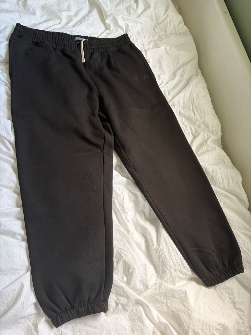 Simons Black men’s Jogger Sweatpants with Elastic Waist